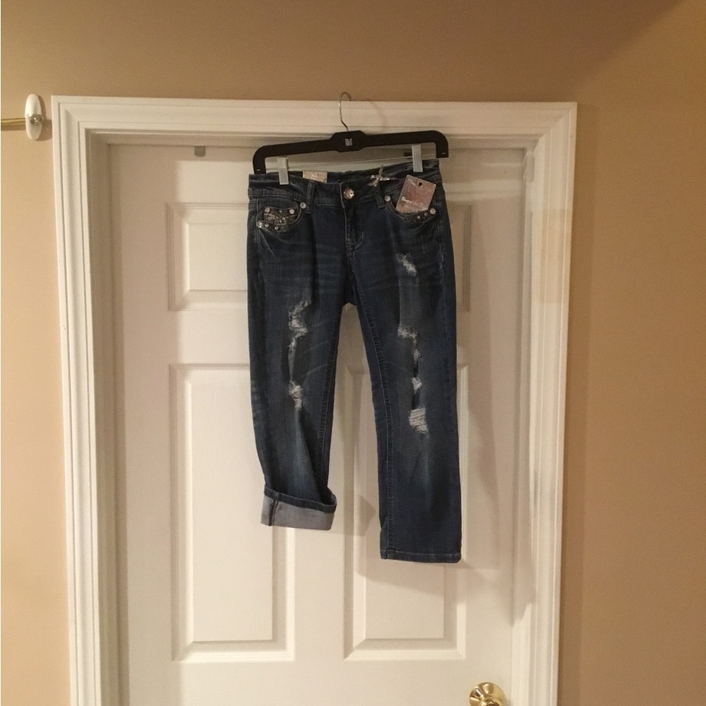 Stylish Distressed Blue Jeans 🆕